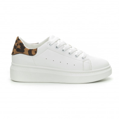 Γυναικεία λευκά sneakers με λεοπάρ λεπτομέρεια it150319-44 2