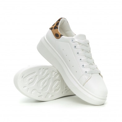 Γυναικεία λευκά sneakers με λεοπάρ λεπτομέρεια it150319-44 4