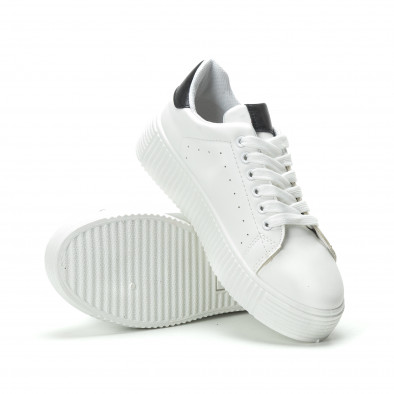 Γυναικεία λευκά sneakers με μαύρη λεπτομέρεια it250119-65 4