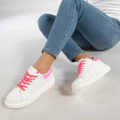 Γυναικεία λευκά sneakers με ροζ λεπτομέρειες it270219-9 2