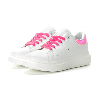 Γυναικεία λευκά sneakers με ροζ λεπτομέρειες it270219-9 4