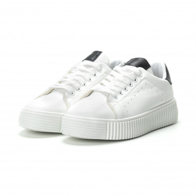 Γυναικεία λευκά sneakers με μαύρη λεπτομέρεια it250119-65 3