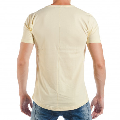 Ανδρική κίτρινη κοντομάνικη μπλούζα με pop-art πριντ tsf250518-12 3