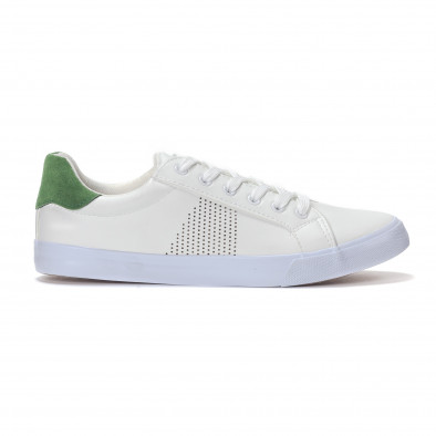 Ανδρικά λευκά sneakers με πράσινη φτέρνα και διακοσμητικές τρύπουλες it240418-19 2