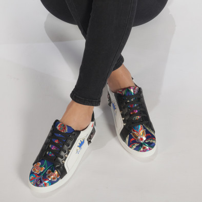 Γυναικεία ασπρόμαυρα sneakers από οικολογικό δέρμα με κεντήματα it240118-44 2