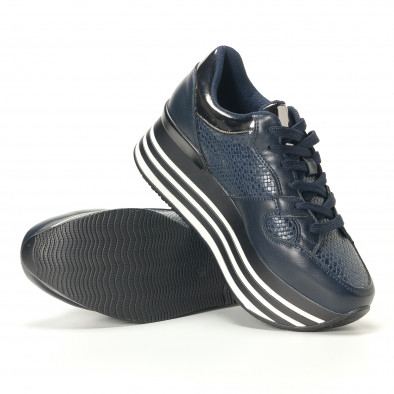 Γυναικεία μπλε αθλητικά παπούτσια από οικολογικό δέρμα και ασημένιες λεπτομέρειες it240118-23 5