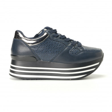 Γυναικεία μπλε αθλητικά παπούτσια από οικολογικό δέρμα και ασημένιες λεπτομέρειες it240118-23 3