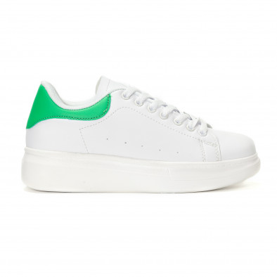 Γυναικεία λευκά sneakers με πράσινη λεπτομέρεια it230418-45 2