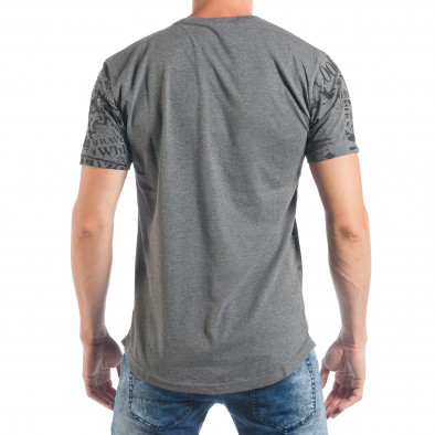 Ανδρική γκρι κοντομάνικη μπλούζα με πριντ εφημερίδα tsf250518-59 3