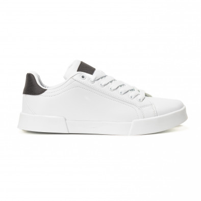 Ανδρικά λευκά Basic sneakers με μαύρες λεπτομέρειες it150818-21 2