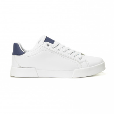 Ανδρικά λευκά Basic sneakers με μπλε λεπτομέρειες it150818-22 2