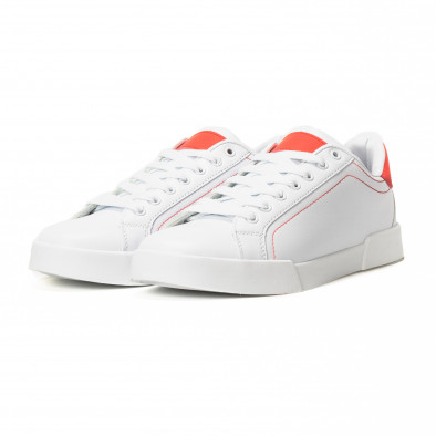 Ανδρικά λευκά Basic sneakers με κόκκινες λεπτομέρειες it150818-23 3