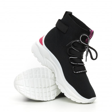 Γυναικεία μαύρα αθλητικά παπούτσια με ροζ λεπτομέρεια it130819-42 4