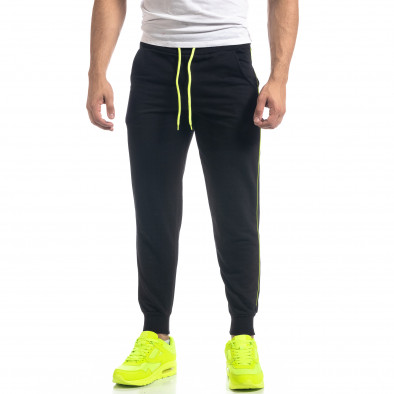 Ανδρική μαύρη βαμβακερή Jogger με νέον ρίγα it071119-5 2