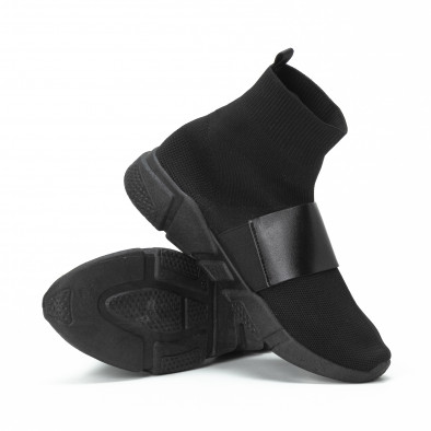 Ανδρικά μαύρα Slip-on αθλητικά παπούτσια με δερμάτινη λεπτομέρεια it150818-2 4