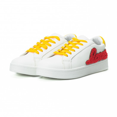 Γυναικεία λευκά sneakers με κίτρινα κορδόνια και κόκκινες λεπτομέρειες it150818-60 3