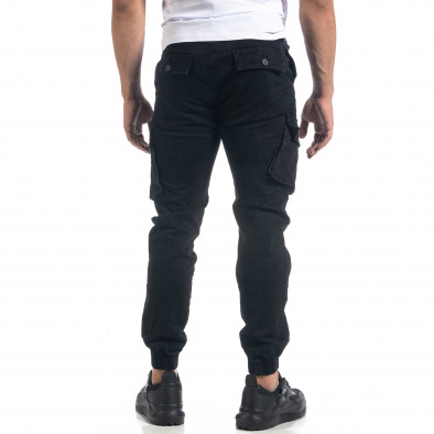 Ανδρικό μαύρο παντελόνι με Cargo τσέπες it071119-23 4