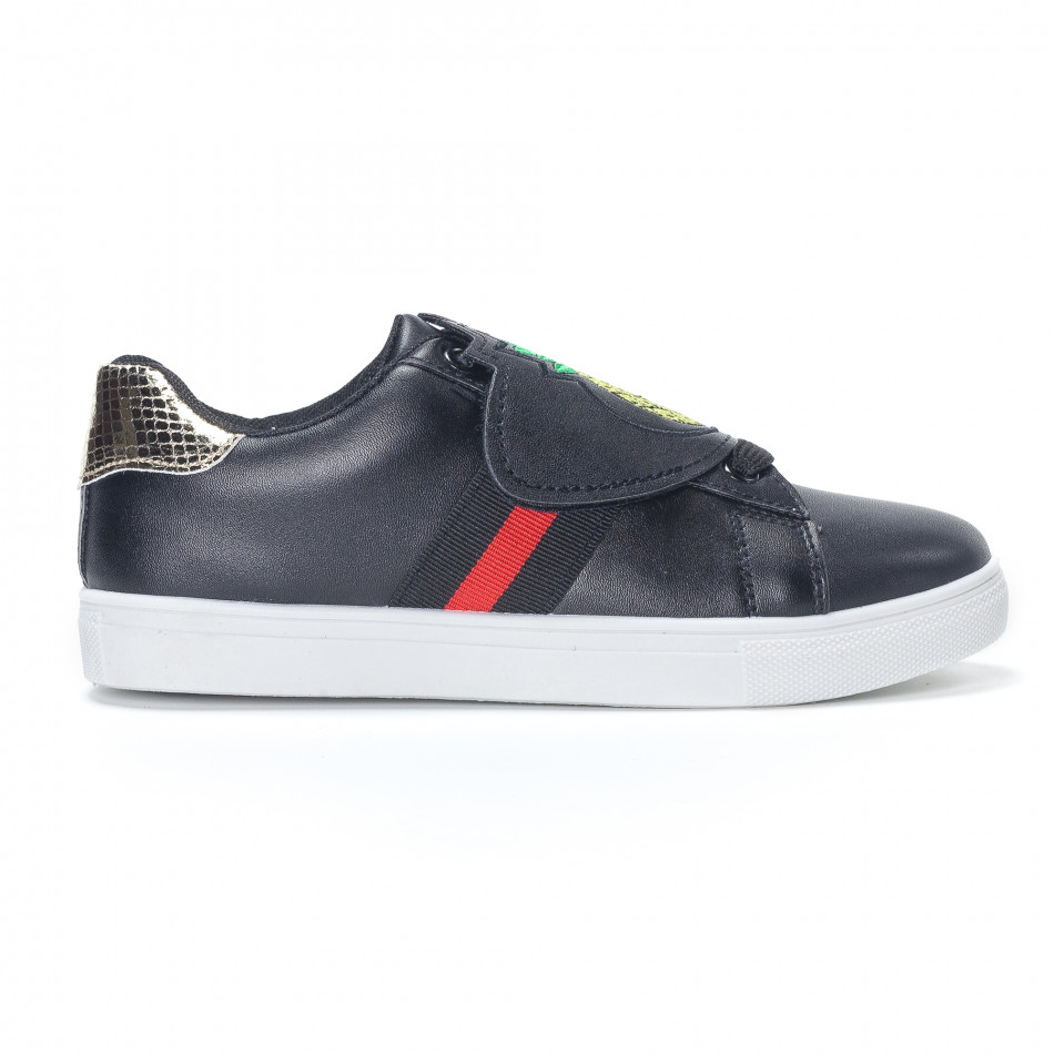Γυναικεία μαύρα sneakers με κινούμενο αυτοκόλλητο ανανά it230418-55