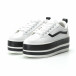 Γυναικεία λευκά sneakers με πλατφόρμα και μαύρες λωρίδες it250119-99 3