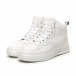 Ανδρικά ψηλά λευκά sneakers με Shagreen design it251019-17 3