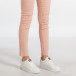 Γυναικεία λευκά sneakers από οικολογικό δέρμα με ροζ αστεράκια  it240118-16 2