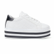 Γυναικεία λευκά sneakers με πλατφόρμα και διακοσμητικές τρύπες it160318-58 3