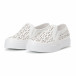 Γυναικεία λευκά sneakers slip-on με διακοσμητικά σχέδια it160318-67 3