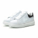Ανδρικά λευκά sneakers με μαύρη λεπτομέρεια it250119-30 3